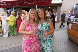 bubbles and brunch attendees ladies